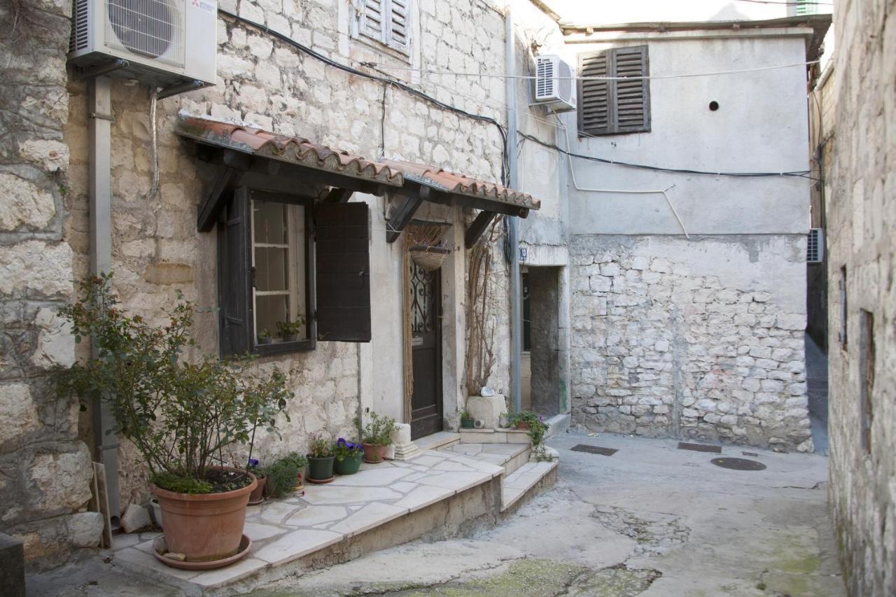 Studio Apartment Jon Split Exterior foto